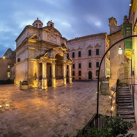 Private In Heart Of * Valletta