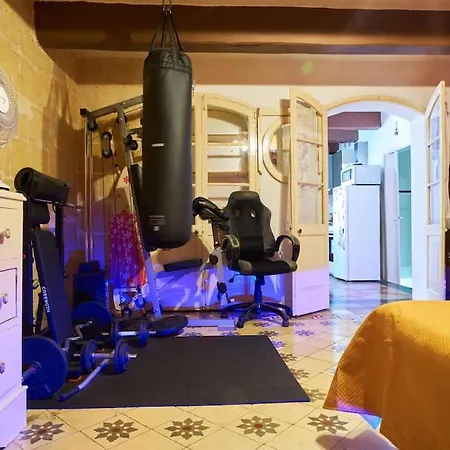 アパート Private In Heart Of バレッタ